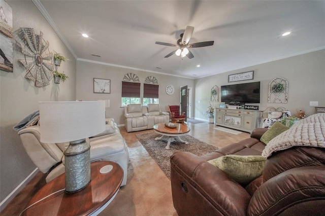 14901 State Route Ff, Edgar Springs, MO 65462 - living room featuring a ceiling fan, recessed lighting, crown molding, and baseboards