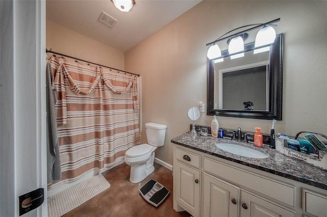 14901 State Route Ff, Edgar Springs, MO 65462 - full bathroom with toilet, vanity, and a shower with curtain