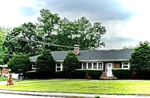 8800 Crest Oak Ln, Crestwood, MO 63126 - ranch-style home with a front yard and a chimney