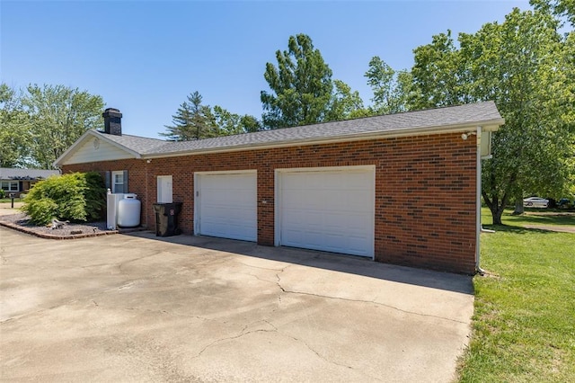 114 Fairlane Dr, Ironton, MO 63650 - garage featuring concrete driveway