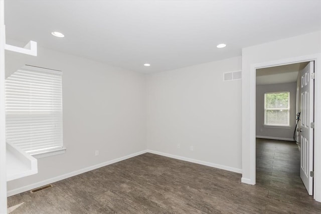 614 Palisades View Dr, Eureka, MO 63025 - empty room featuring dark wood finished floors, baseboards, and recessed lighting