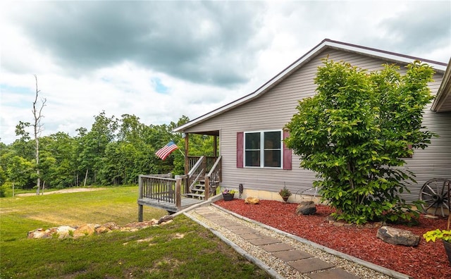 19285 State Route Ee, St James, MO 65559 - view of home's exterior featuring a lawn