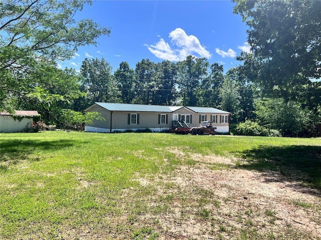 12241 Pipeline Rd, Bourbon, MO 65441 - view of front of property featuring a front yard