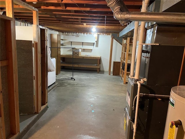 1018 S Spring St, Palmyra, MO 63461 - unfinished below grade area featuring heating unit and water heater