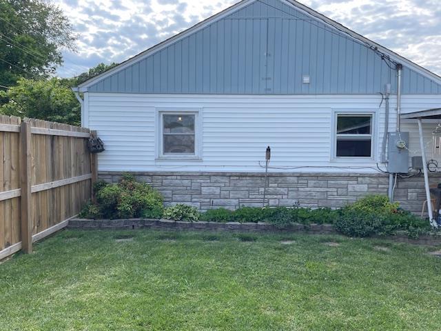 212 E N St, Benton, MO 63736 - view of property exterior featuring stone siding