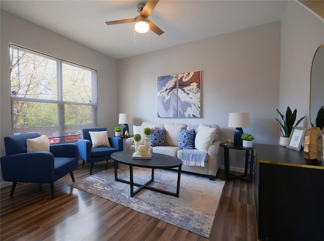 2922 Pennsylvania Ave, Saint Louis, MO 63118 - living area featuring ceiling fan and wood finished floors