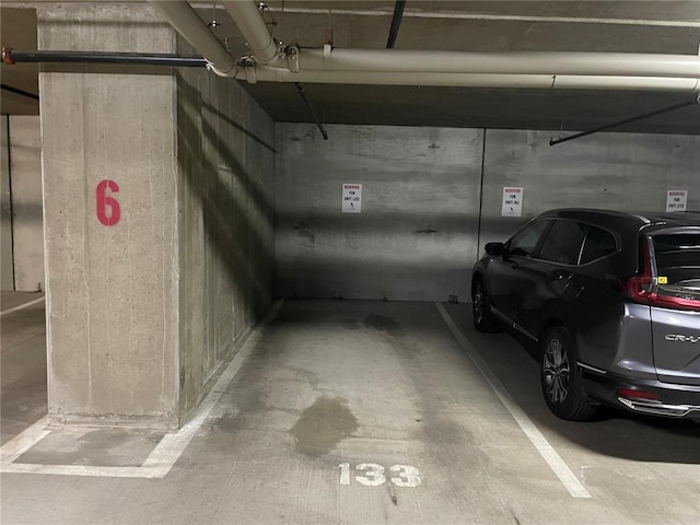 4909 Laclede Ave Unit 1202, Saint Louis, MO 63108 - view of parking garage