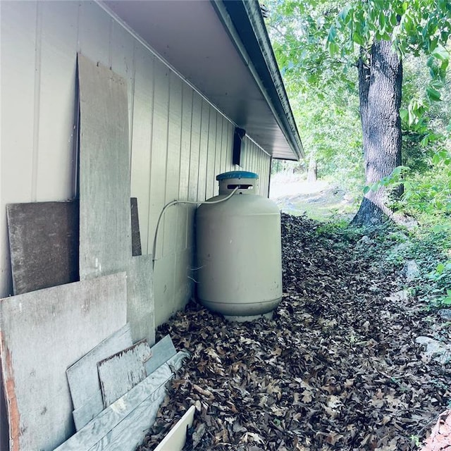 6308 Eagle Ln Unit 6300, French Village, MO 63036 - exterior view of gas tank