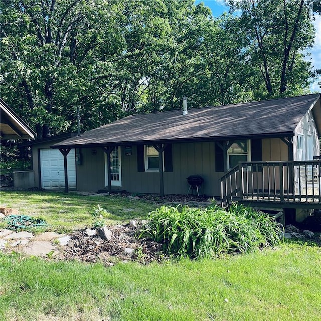 6308 Eagle Ln Unit 6300, French Village, MO 63036 - ranch-style house featuring an attached garage, roof with shingles, and a front yard