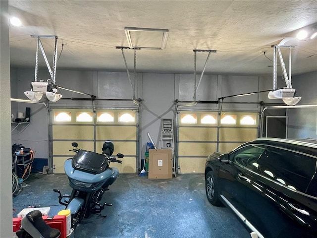 17250 Brewster Ln, Crocker, MO 65452 - garage featuring a garage door opener