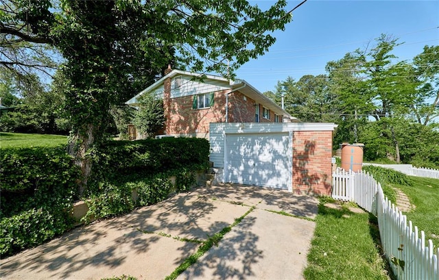 10901 Waycroff Dr, Saint Louis, MO 63114