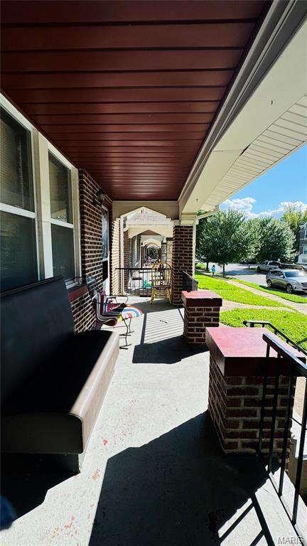 5042 Louisiana Ave, Saint Louis, MO 63111 - photo 2