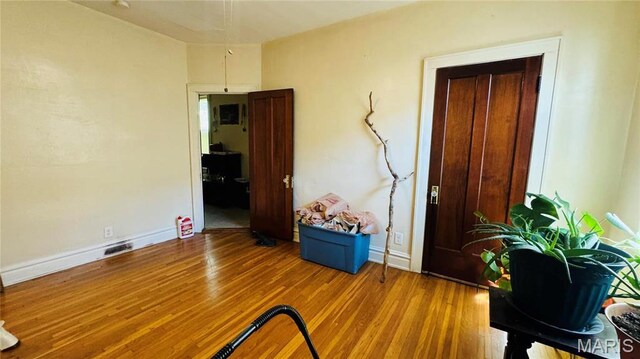 5042 Louisiana Ave, Saint Louis, MO 63111 - photo 11
