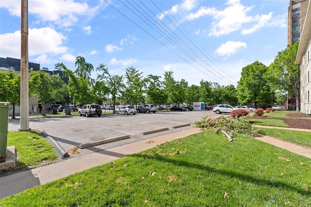 603 Westgate Ave Unit 603E, Saint Louis, MO 63130 - view of uncovered parking lot