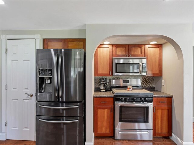737 Settler Rd, Fenton, MO 63026