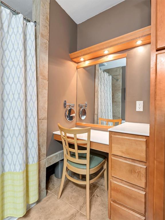737 Settler Rd, Fenton, MO 63026