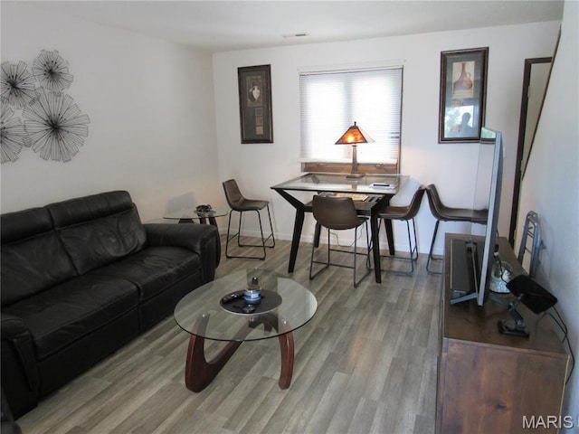 1826 Muny Vista Ct Unit B, Alton, IL 62002 - living area with wood finished floors and baseboards