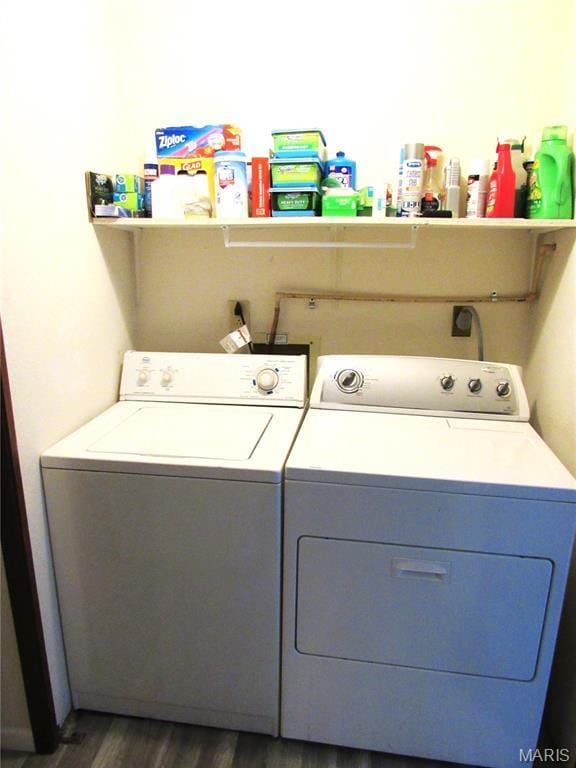 1826 Muny Vista Ct Unit B, Alton, IL 62002 - washroom with washer and clothes dryer and dark wood finished floors