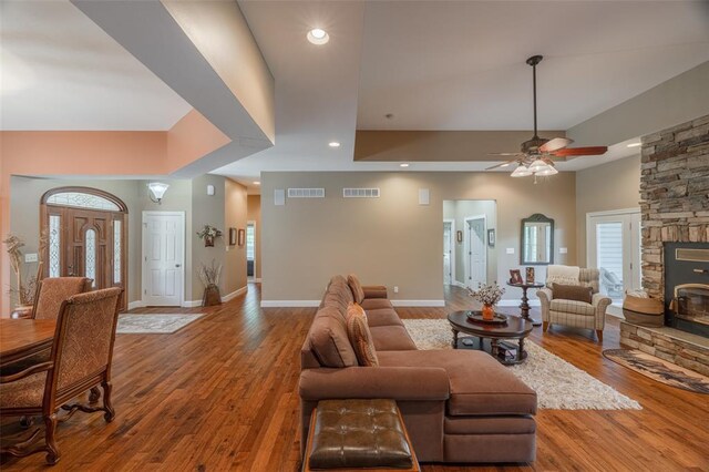 3840 Rooster Ridge Ln, Defiance, MO 63341