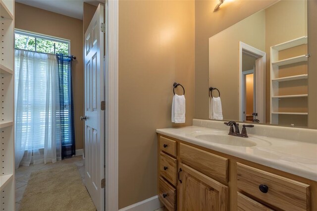 3840 Rooster Ridge Ln, Defiance, MO 63341