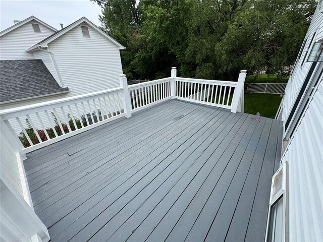 102 Riverview Bend Estates Dr, Crystal City, MO 63019 - view of wooden deck