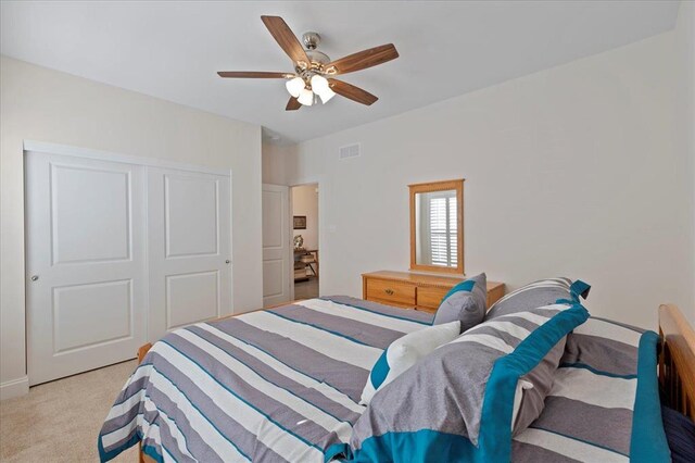 1355 Bloomfield Dr, Eureka, MO 63025 - bedroom featuring carpet, a closet, and ceiling fan