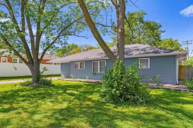 113 Brand Ave, Red Bud, IL 62278 - view of front of house featuring roof with shingles