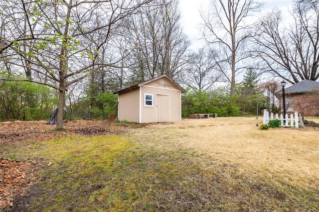 12810 Big Bend Rd, Kirkwood, MO 63122 - view of green lawn