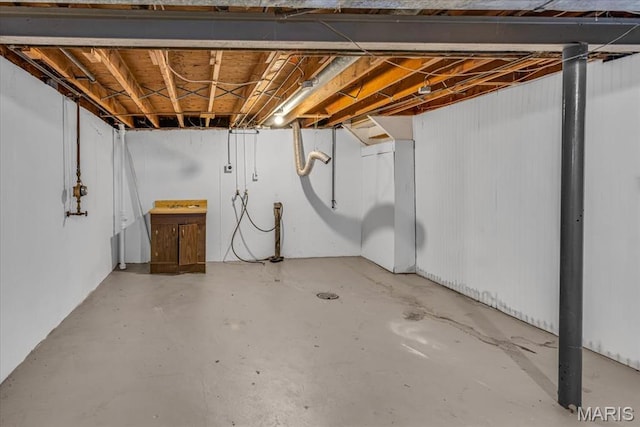3368 S Suncrest Ave, Saint Louis, MO 63114 - view of unfinished below grade area