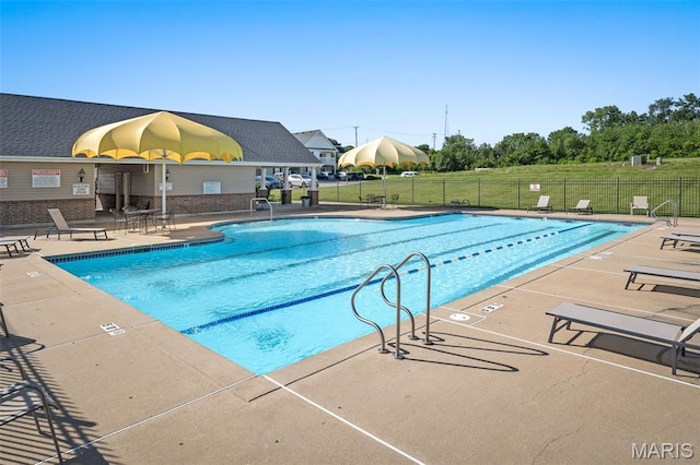 160 Brandy Mill Cir Unit 7C, High Ridge, MO 63049 - community pool with a patio