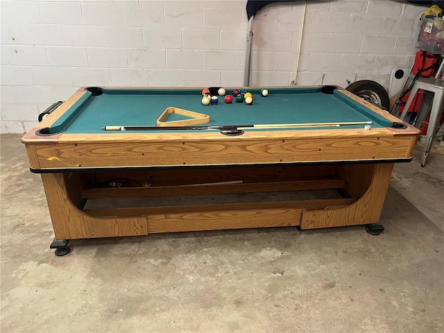 194 Craft Subdivision Rds, Greenville, MO 63944 - recreation room featuring unfinished concrete floors, pool table, and concrete block wall