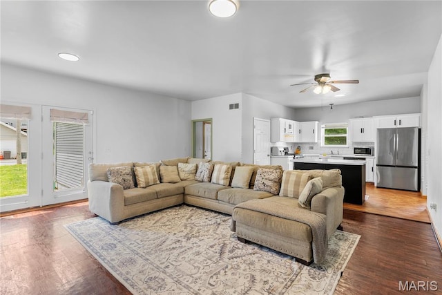 3322 Saint Vincent Ave, Saint Louis, MO 63104 - photo 17