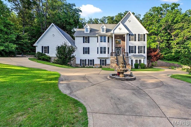 125 Park Lawn Est, Fenton, MO 63026 - greek revival inspired property with a front lawn