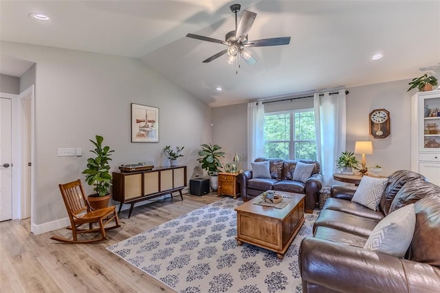 153 Mesa Dr, Waynesville, MO 65583 - living room featuring light wood-style floors, a ceiling fan, vaulted ceiling, recessed lighting, and baseboards