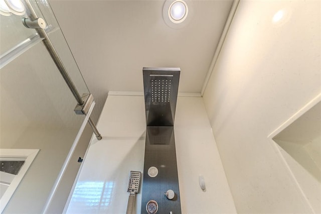 153 Mesa Dr, Waynesville, MO 65583 - bathroom view