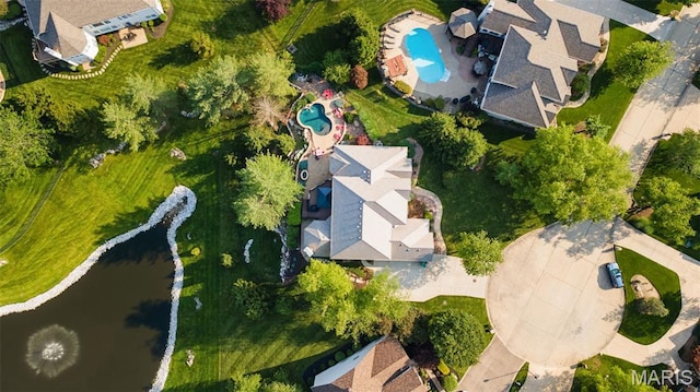 4516 Austin Point Ct, Saint Charles, MO 63304 - aerial view of property and surrounding area with a pool