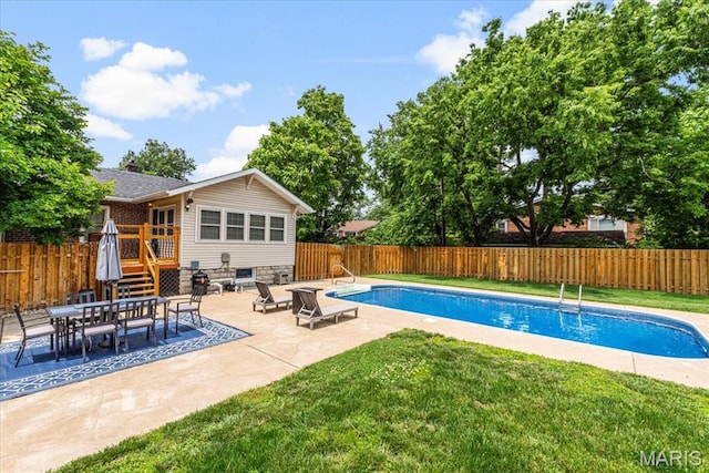 507 Alphonse Dr, Kirkwood, MO 63122 - view of pool featuring a patio area