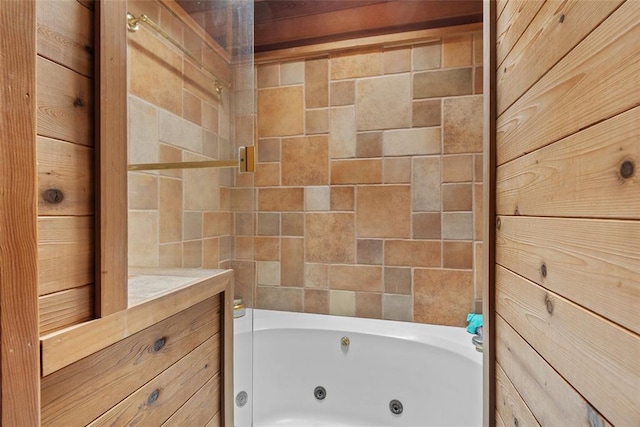 11 Glen Hollow Rd, Glen Carbon, IL 62034 - full bathroom featuring a jetted tub