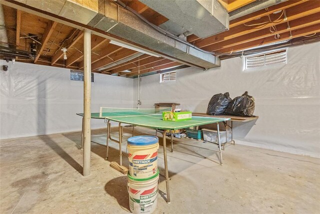 11 Glen Hollow Rd, Glen Carbon, IL 62034 - basement with baseboards