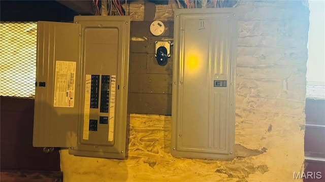 5044 Louisiana Ave, Saint Louis, MO 63111 - utilities featuring electric panel
