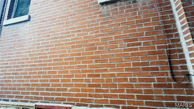 5044 Louisiana Ave, Saint Louis, MO 63111 - exterior view of brick siding
