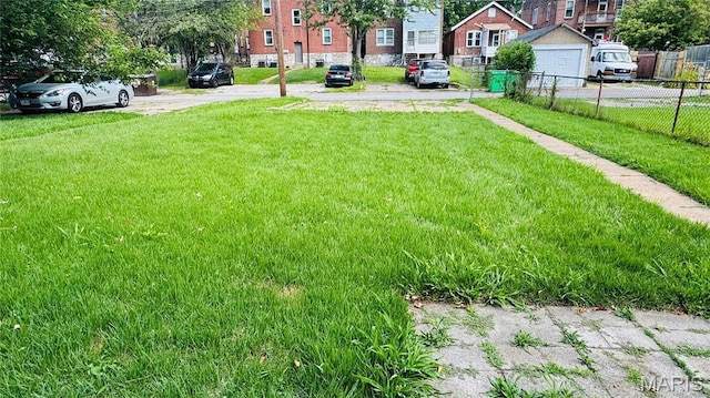 5044 Louisiana Ave, Saint Louis, MO 63111 - view of yard featuring driveway and a residential view