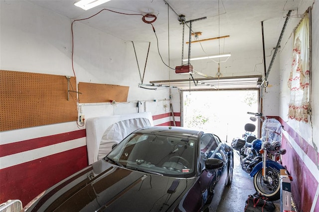 300 N Alvarado Ave, Belle, MO 65013 - garage with a garage door opener