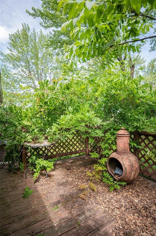 300 N Alvarado Ave, Belle, MO 65013 - view of yard featuring a deck