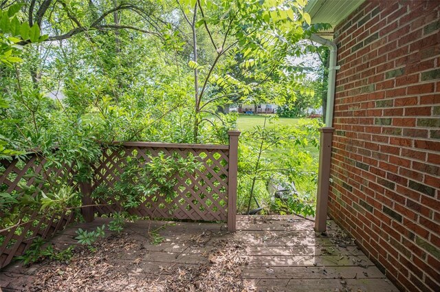 300 N Alvarado Ave, Belle, MO 65013 - view of patio with a wooden deck