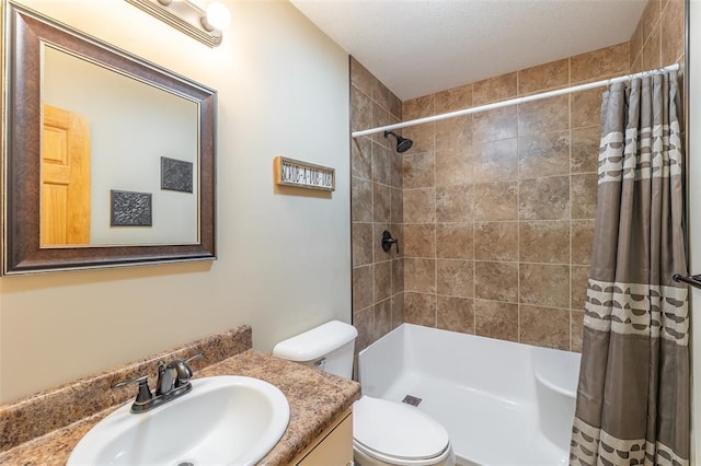 765 Carter 103, Van Buren, MO 63965 - bathroom with vanity, a shower with curtain, toilet, and a textured ceiling