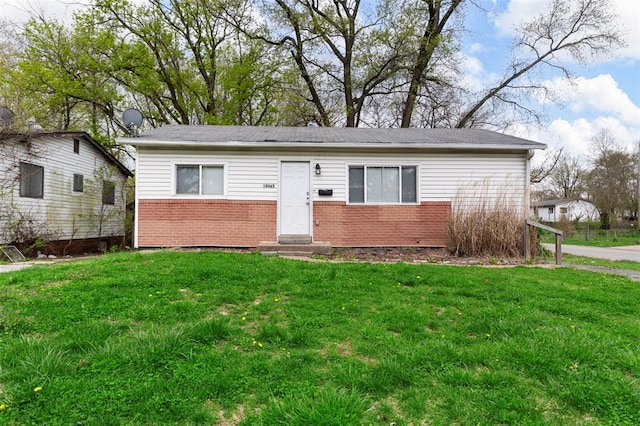 10465 Lord Dr, Saint Ferdinand Township, MO 63136 - photo 1