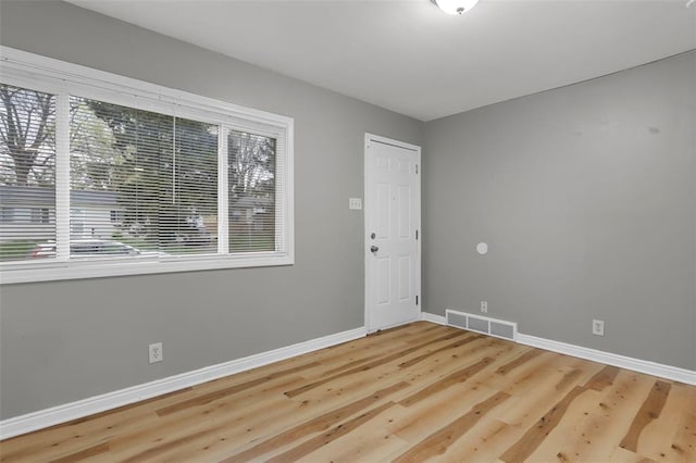 10465 Lord Dr, Saint Ferdinand Township, MO 63136 - photo 7