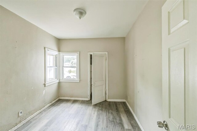 8033 Winfield Ave, Saint Louis, MO 63114 - photo 11