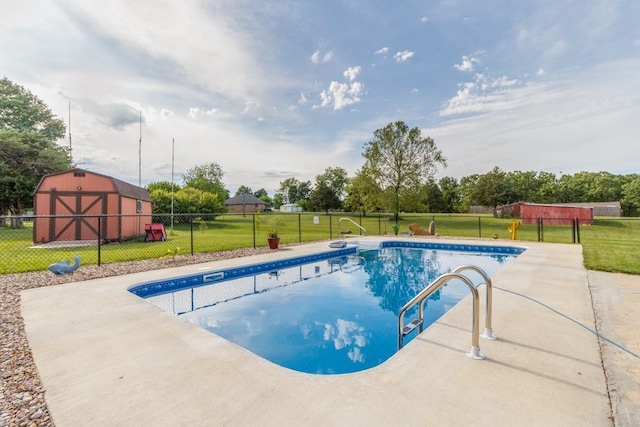 2115 Tower Rd, Lebanon, MO 65536 - view of swimming pool